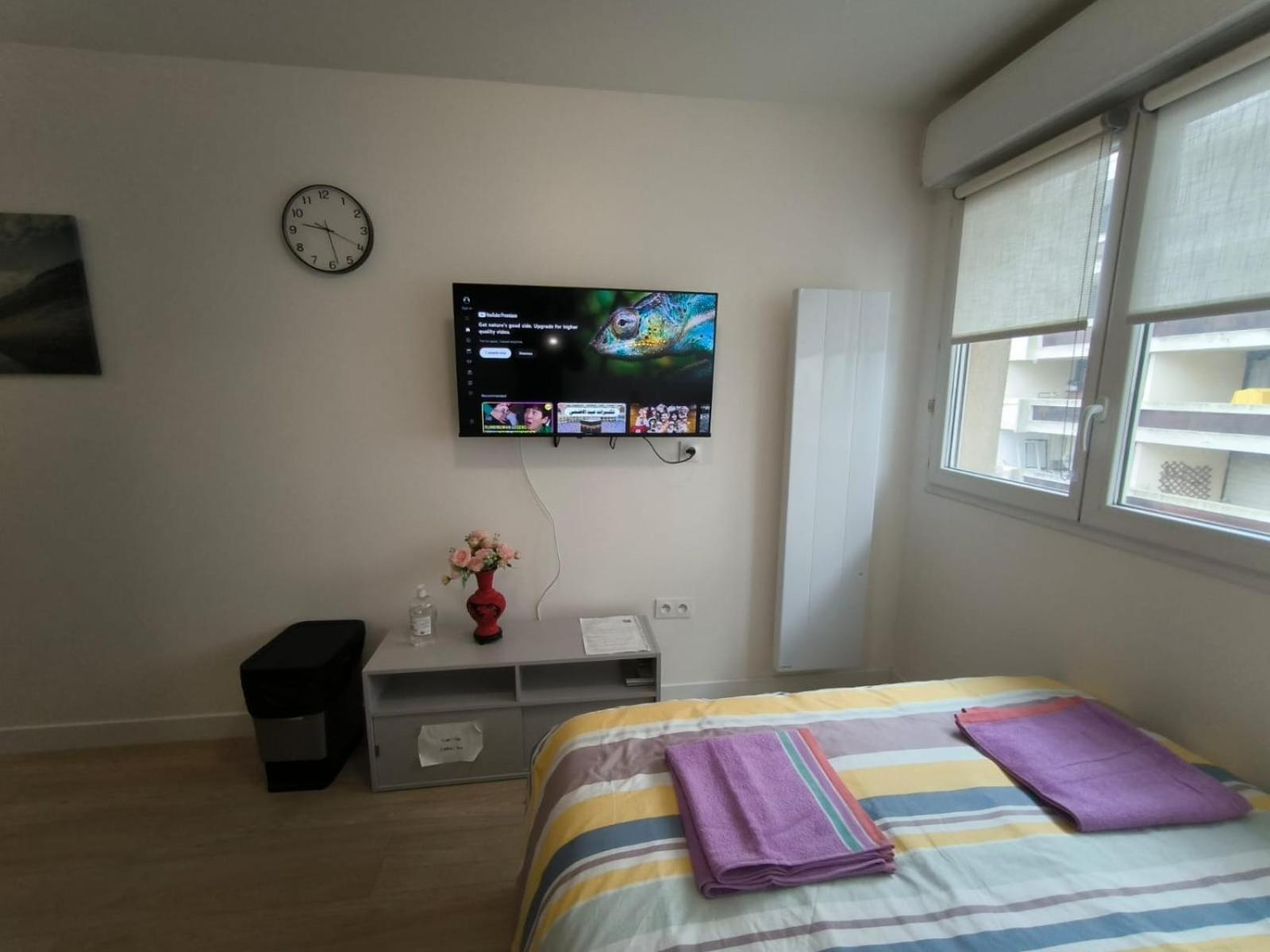 Апартаменты Studio Paris Sud A Cote Du Metro Вильжюиф Экстерьер фото